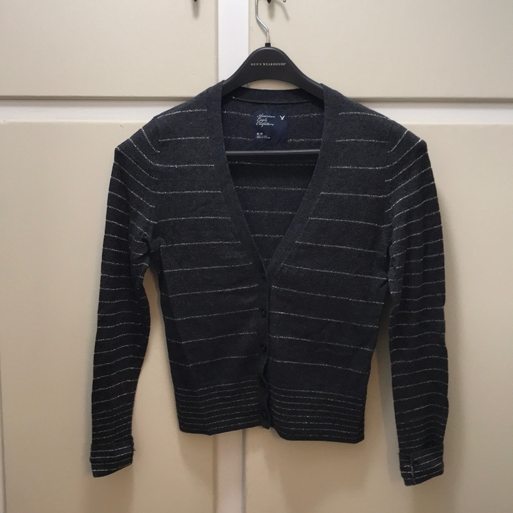 American Eagle Women’s cardigan sweater